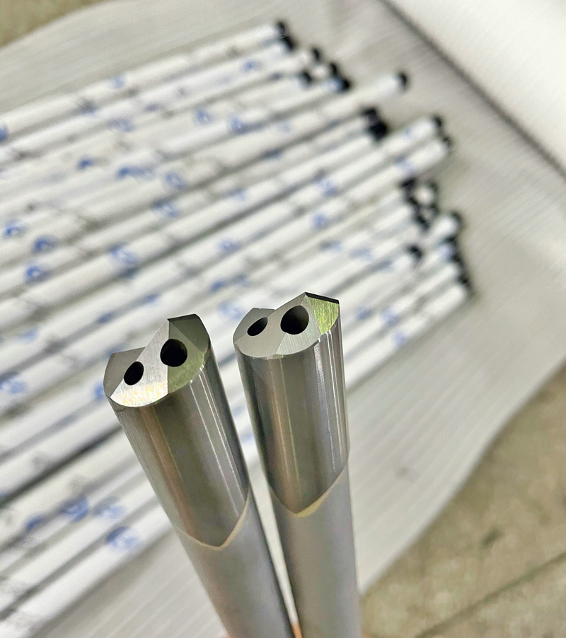 深孔鉆槍鉆(圖1)